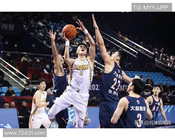 2017至2018赛季深圳男篮与广厦男篮精彩对决回顾与分析